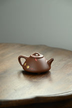 Zi Ye Shi Piao      180cc   - Yixing Zisha Purple Clay Teapot