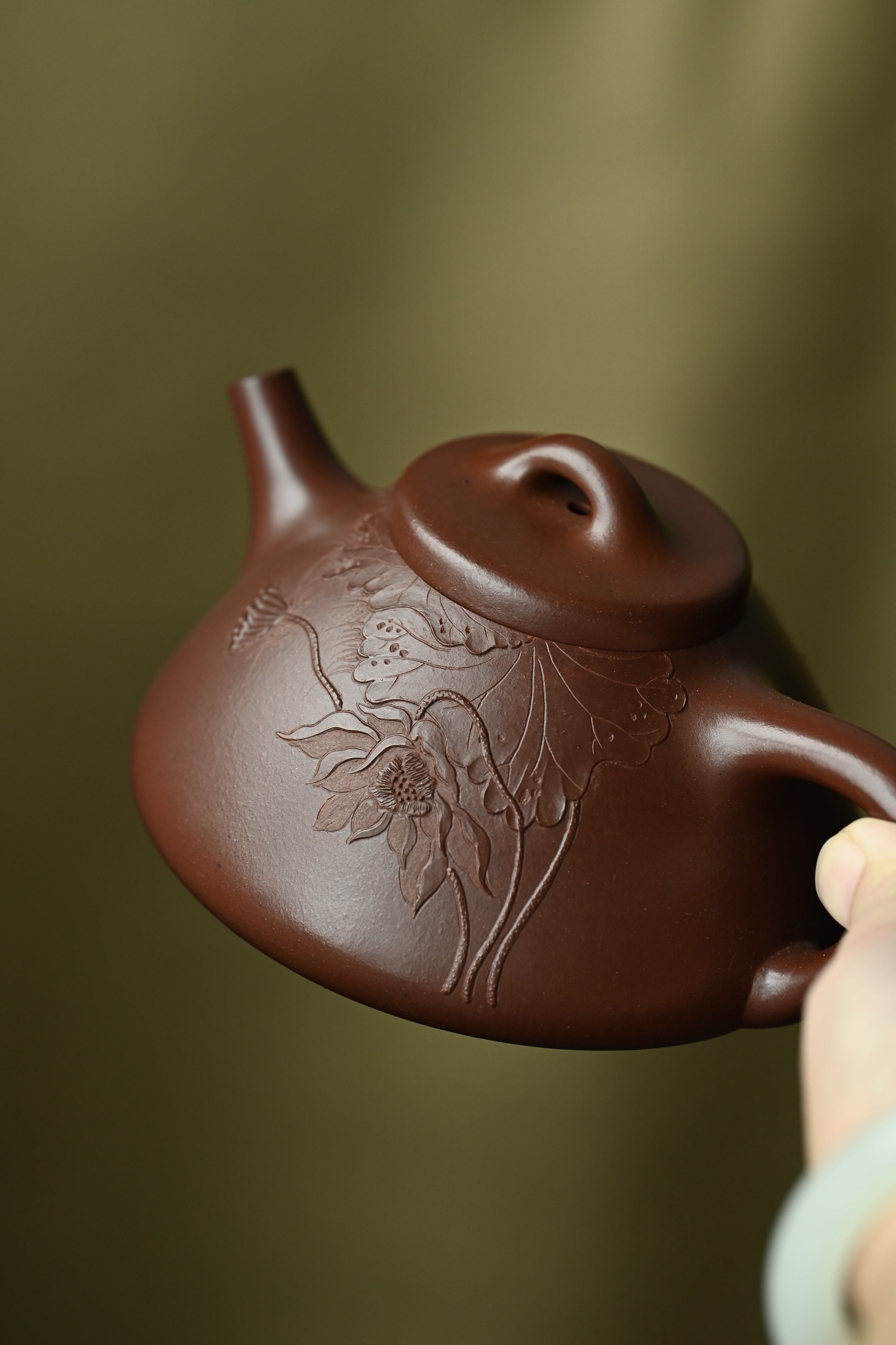Lian Yun Shi Piao       280cc   - Yixing Zisha Purple Clay Teapot