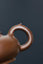 Ru Yi     260cc   - Yixing Zisha Purple Clay Teapot