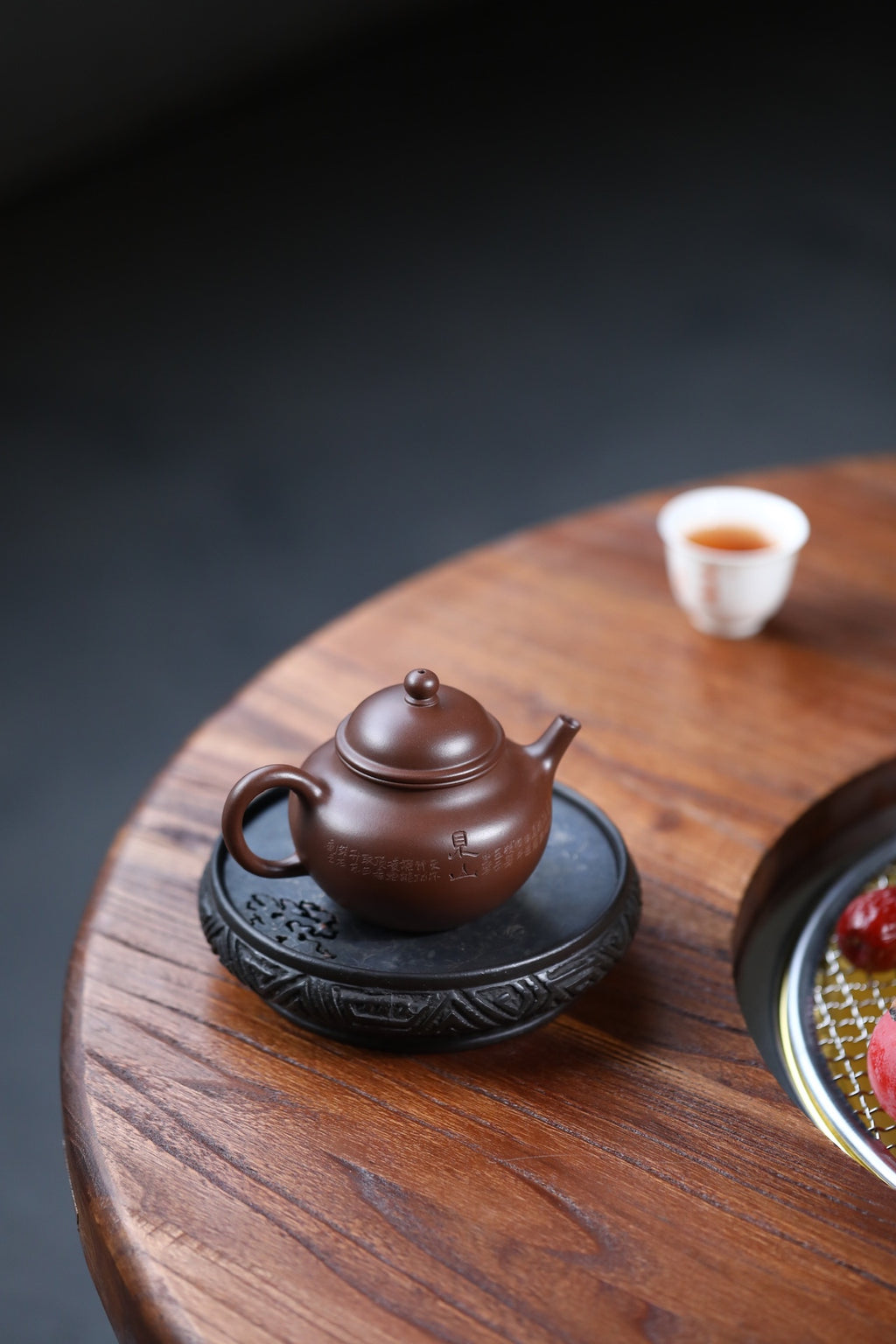 Duoqiu     180cc   - Yixing Zisha Purple Clay Teapot