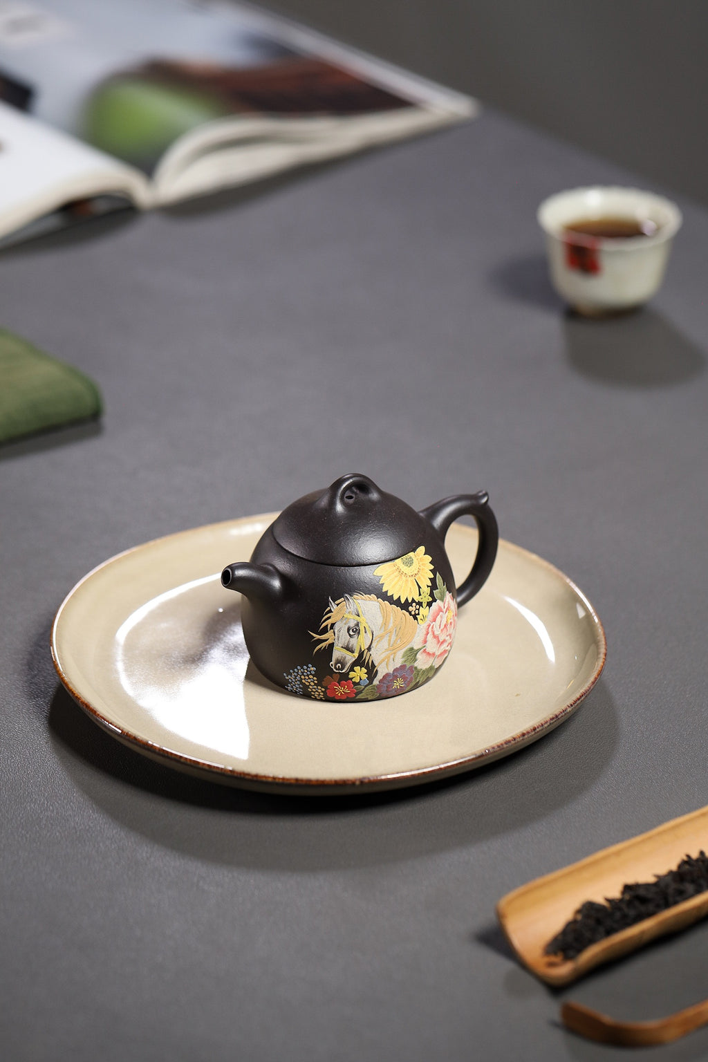Qin Quan     160cc   - Yixing Zisha Purple Clay Teapot