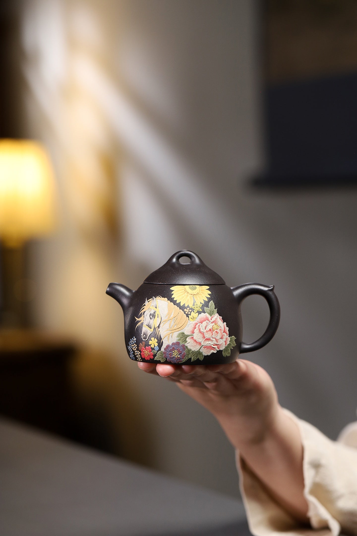 Qin Quan     160cc   - Yixing Zisha Purple Clay Teapot