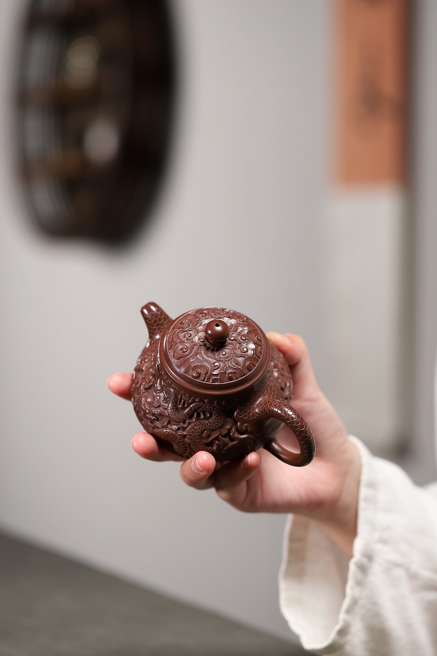 Pan Hu     150cc   - Yixing Zisha Purple Clay Teapot