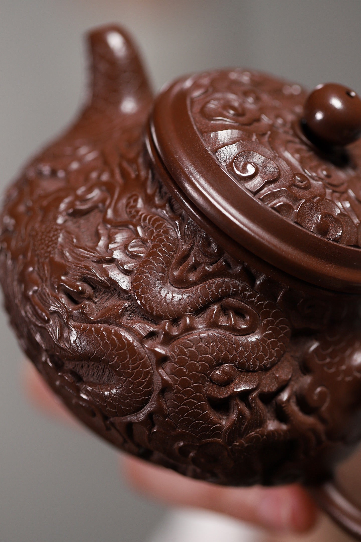 Pan Hu     150cc   - Yixing Zisha Purple Clay Teapot
