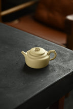 Yu Tu Cheng Xiang     200cc   - Yixing Zisha Purple Clay Teapot