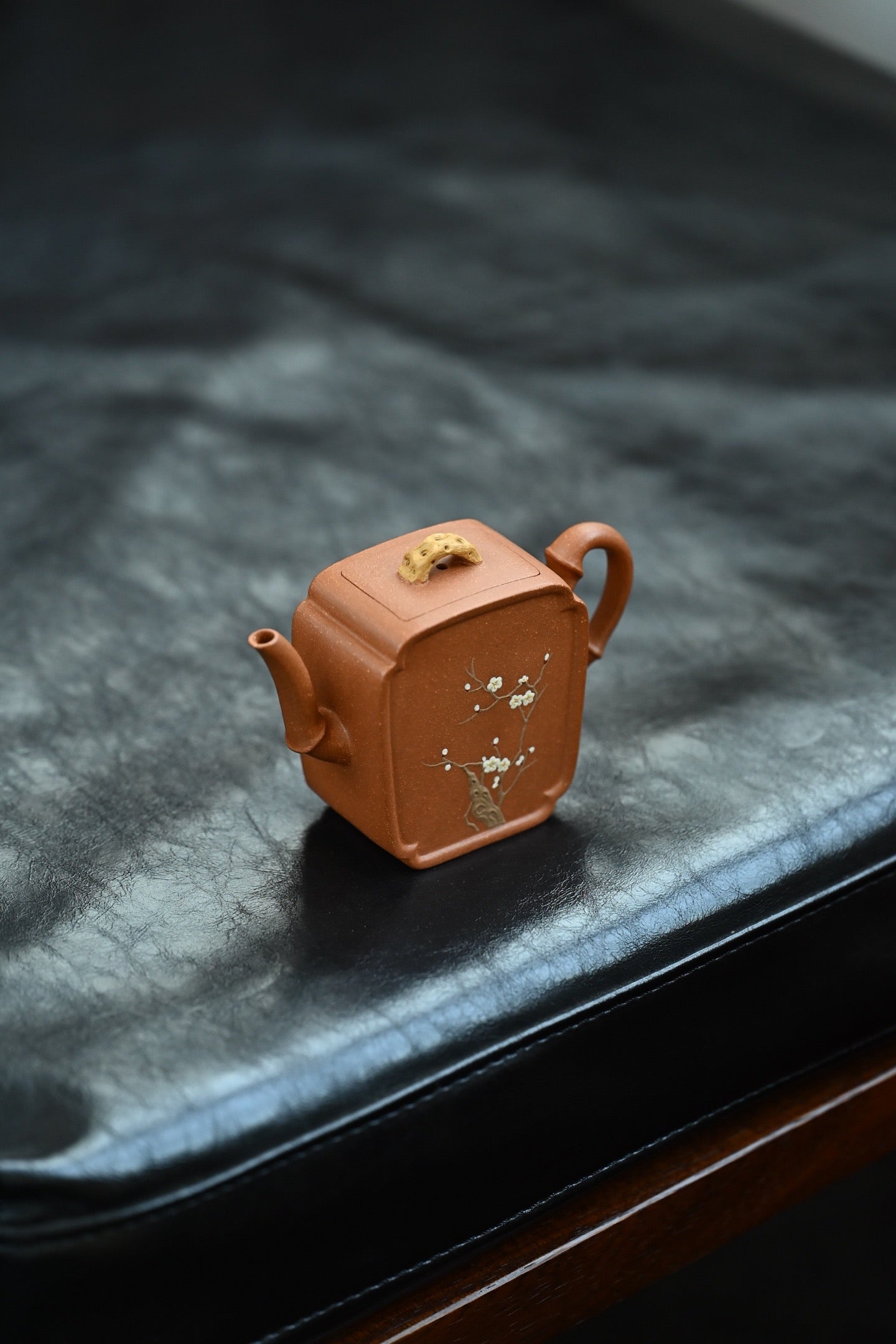 Yu Ping San You   120cc   - Yixing Zisha Purple Clay Teapot