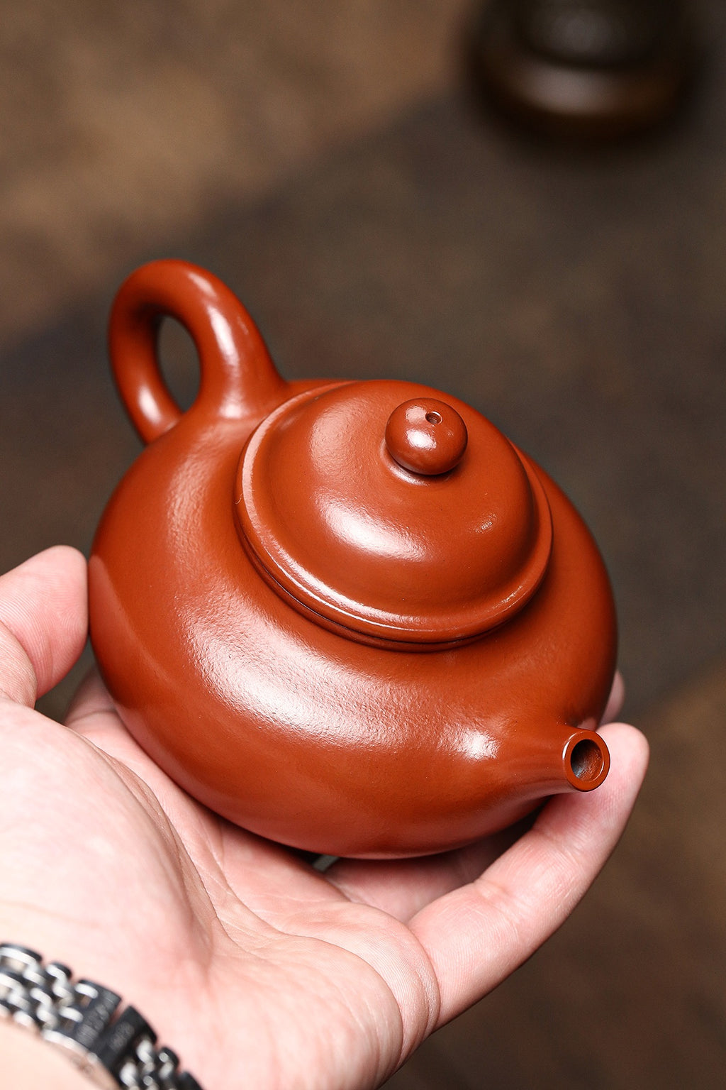 Rong Tian     210cc   - Yixing Zisha Purple Clay Teapot