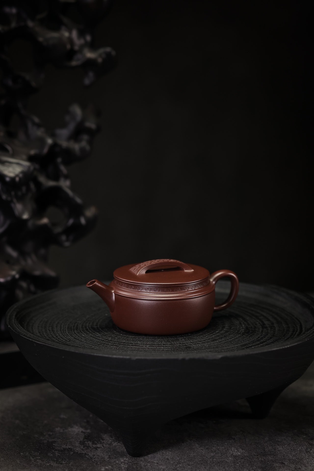 Hanwa      170cc   - Yixing Zisha Purple Clay Teapot