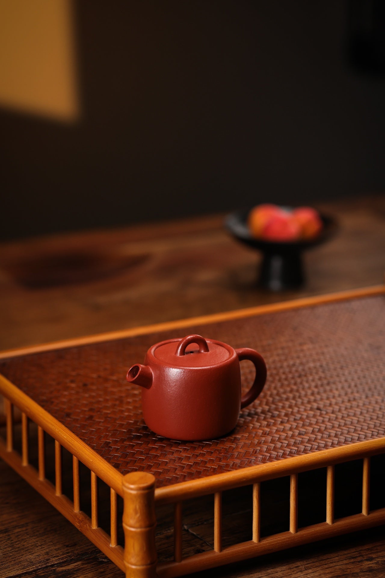 Ju Lun      130cc   - Yixing Zisha Purple Clay Teapot