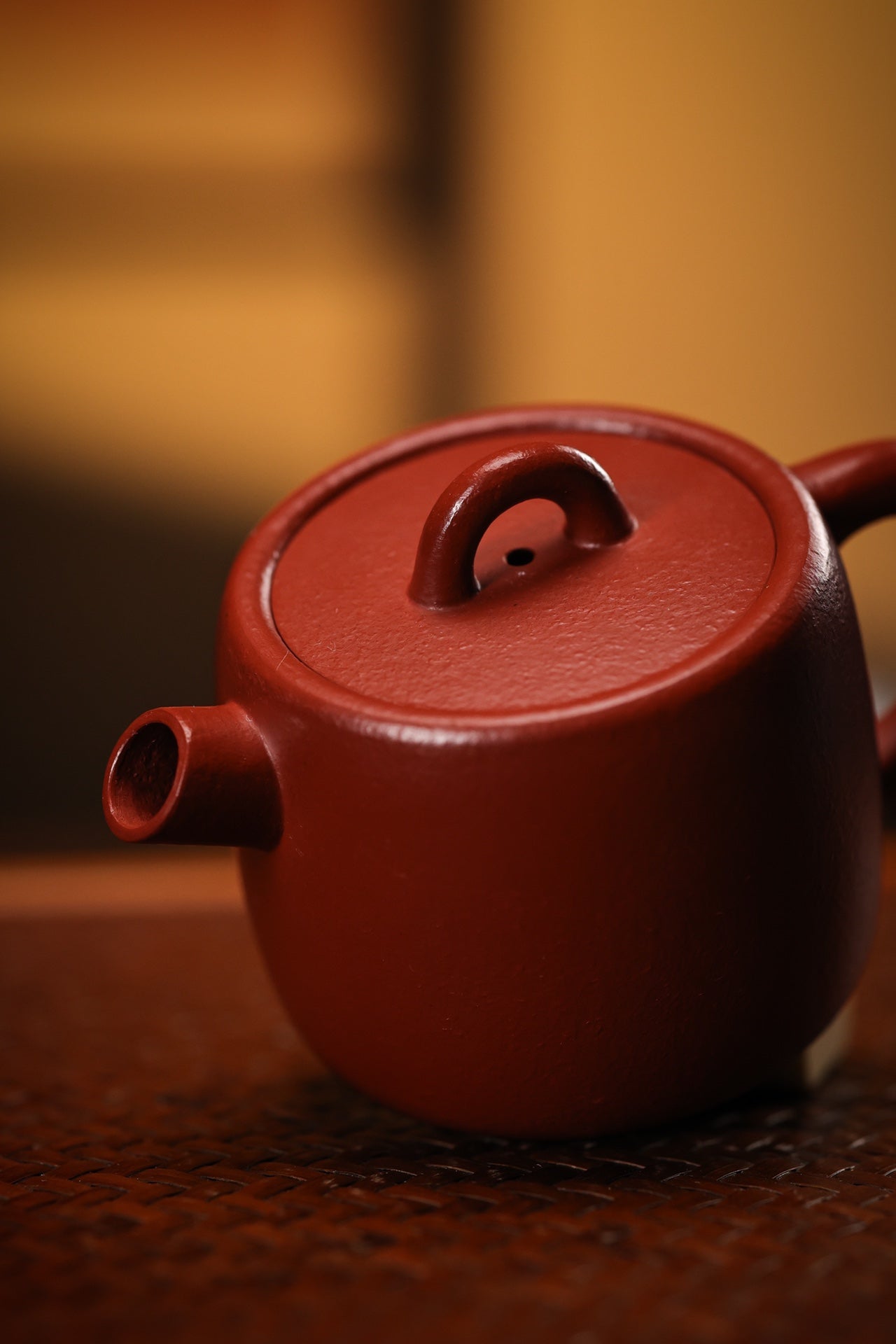 Ju Lun      130cc   - Yixing Zisha Purple Clay Teapot