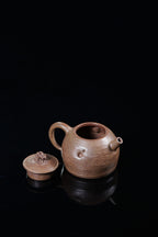 Tai Hu Shi Qu Hu     150cc   - Yixing Zisha Purple Clay Teapot
