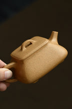 Si Fang Piao    160cc   - Yixing Zisha Purple Clay Teapot
