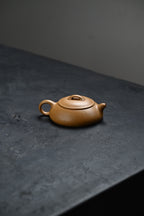 Wu Chen    120cc   - Yixing Zisha Purple Clay Teapot