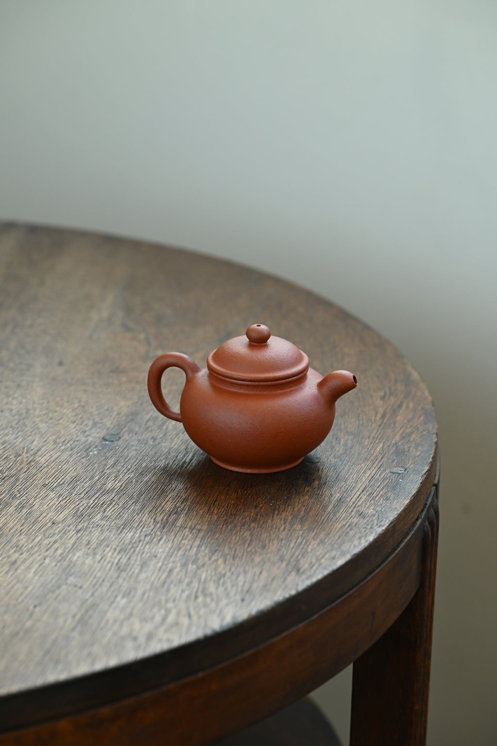 Pan Hu     220cc   - Yixing Zisha Purple Clay Teapot