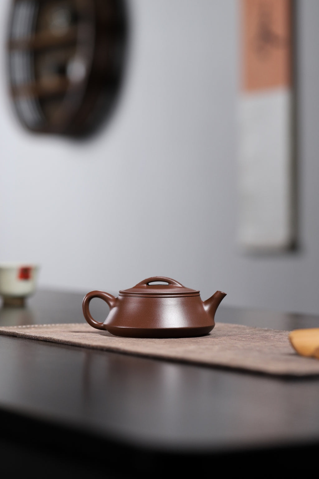 Yun Zhu     140cc   - Yixing Zisha Purple Clay Teapot