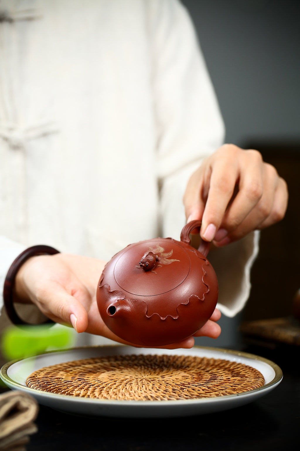 Jin Yu Man Tang    120cc   - Yixing Zisha Purple Clay Teapot