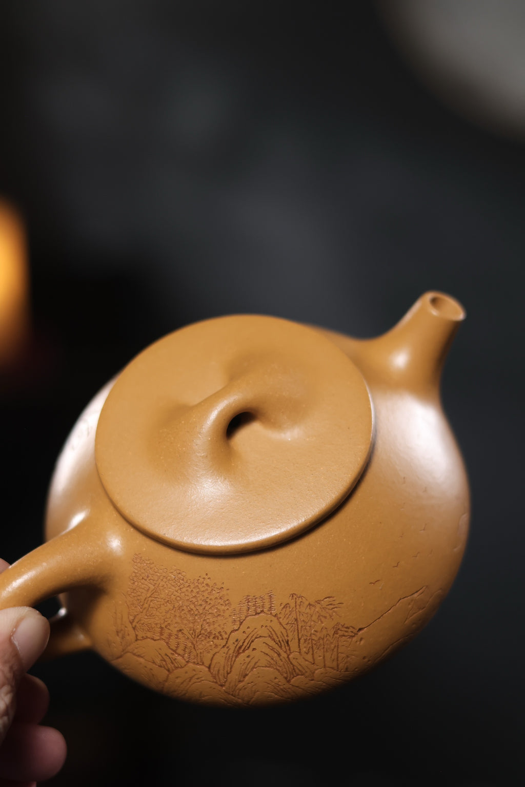 Da Man Piao     300cc   - Yixing Zisha Purple Clay Teapot