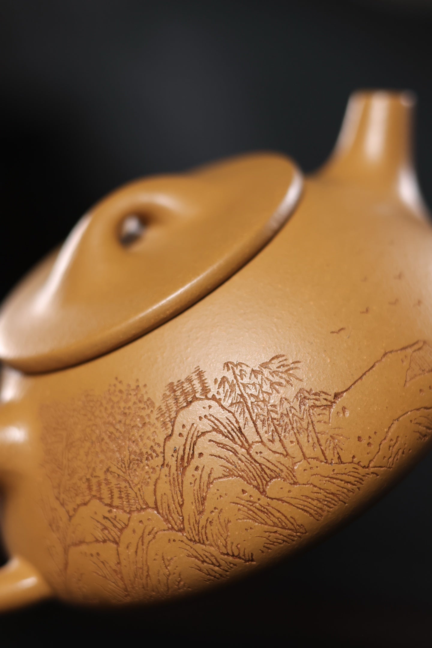 Da Man Piao     300cc   - Yixing Zisha Purple Clay Teapot