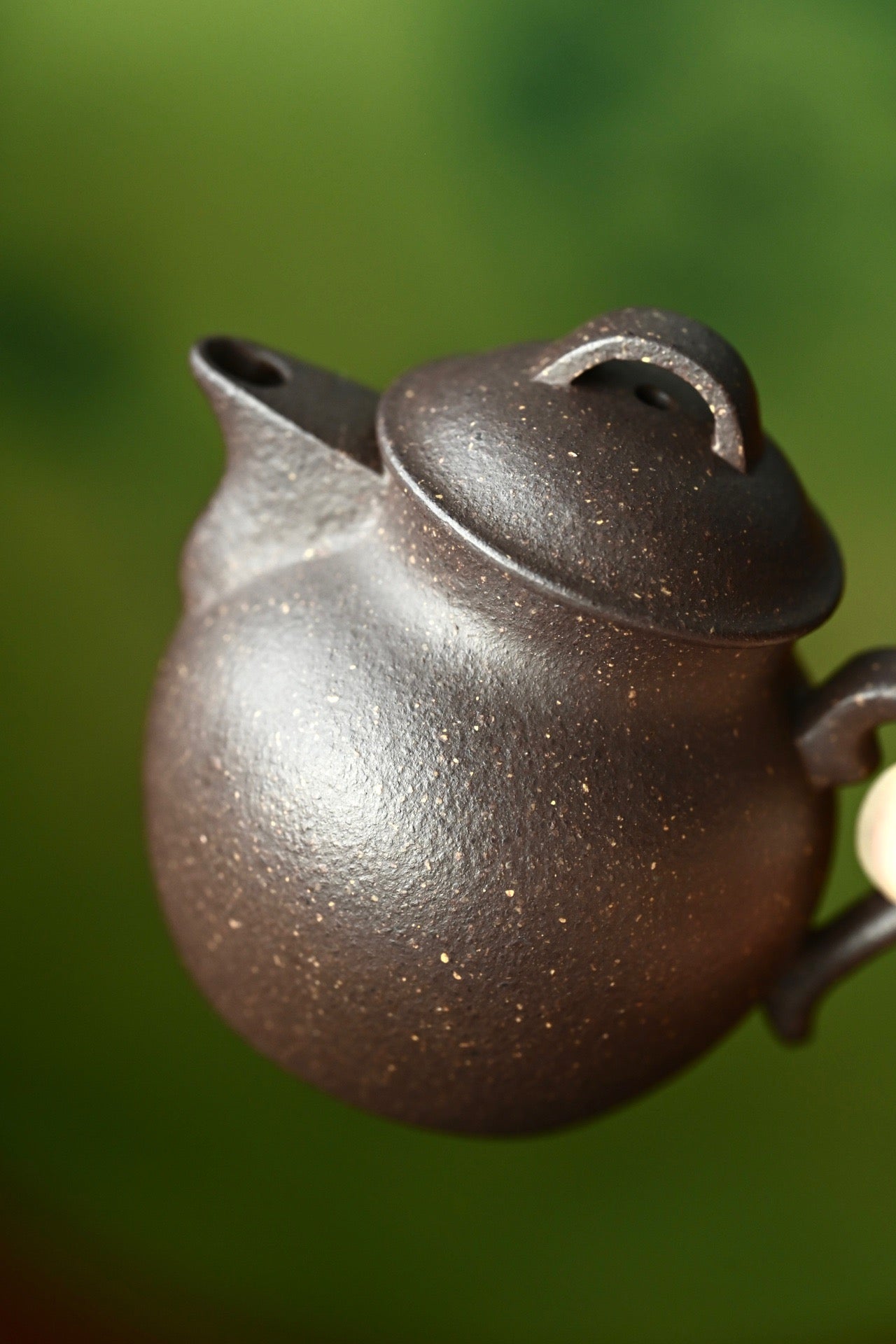Xiao Gong Mao      110cc   - Yixing Zisha Purple Clay Teapot