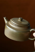 De Zhong      230cc   - Yixing Zisha Purple Clay Teapot