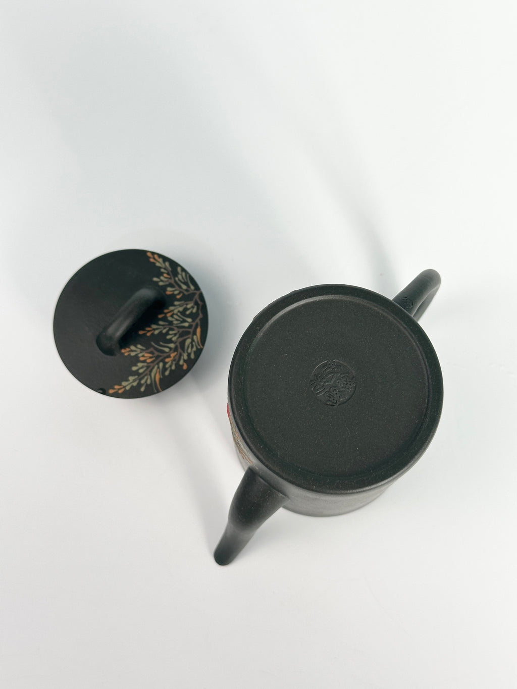 Shuang Xi     175cc   - Yixing Zisha Purple Clay Teapot