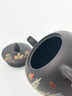 Chun Tian Lai Li       175cc   - Yixing Zisha Purple Clay Teapot