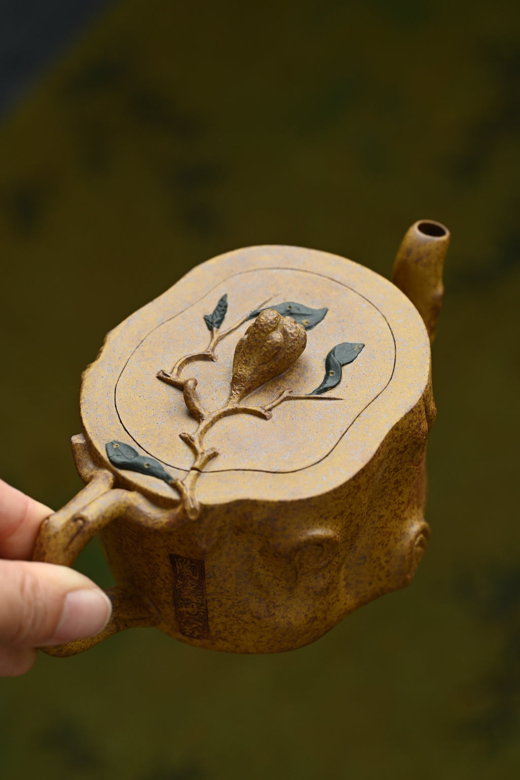 Fu Ying     230cc   - Yixing Zisha Purple Clay Teapot