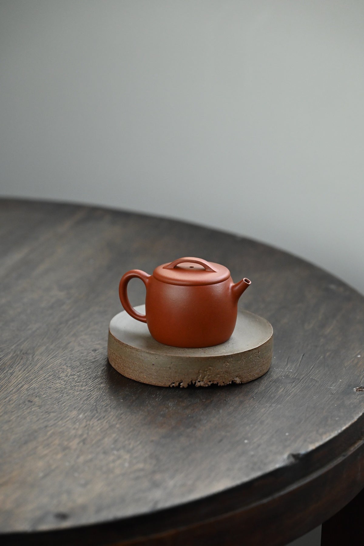 Han Wa        140cc   - Yixing Zisha Purple Clay Teapot