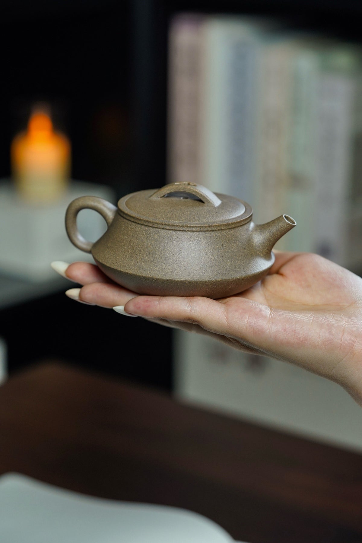Yun Zhu           150cc   - Yixing Zisha Purple Clay Teapot