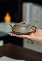 Yun Zhu           150cc   - Yixing Zisha Purple Clay Teapot