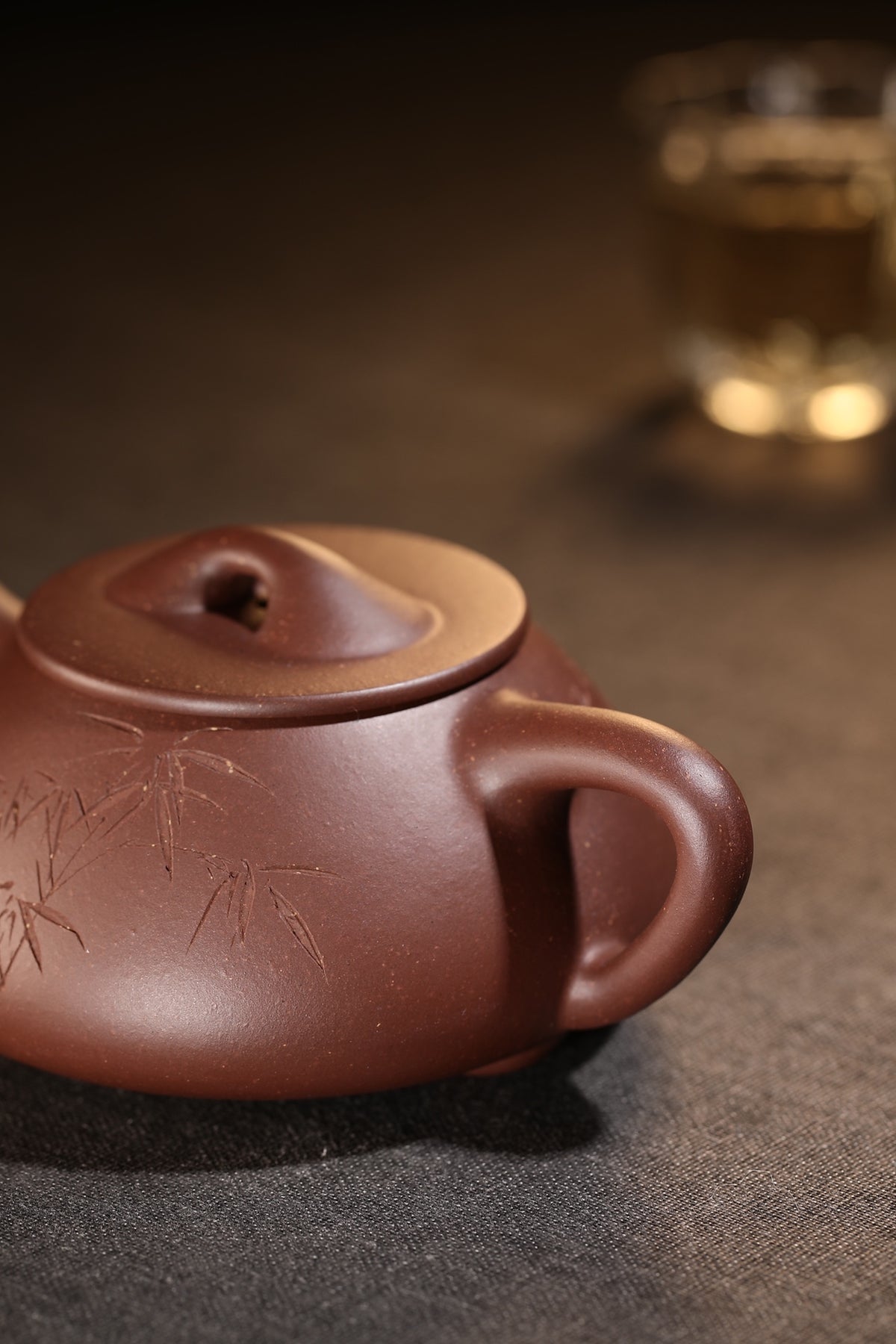 Jing Zhou Shi Piao     200cc   - Yixing Zisha Purple Clay Teapot