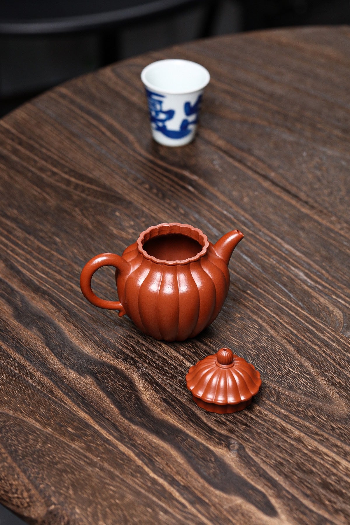 Ju Ban       130cc   - Yixing Zisha Purple Clay Teapot