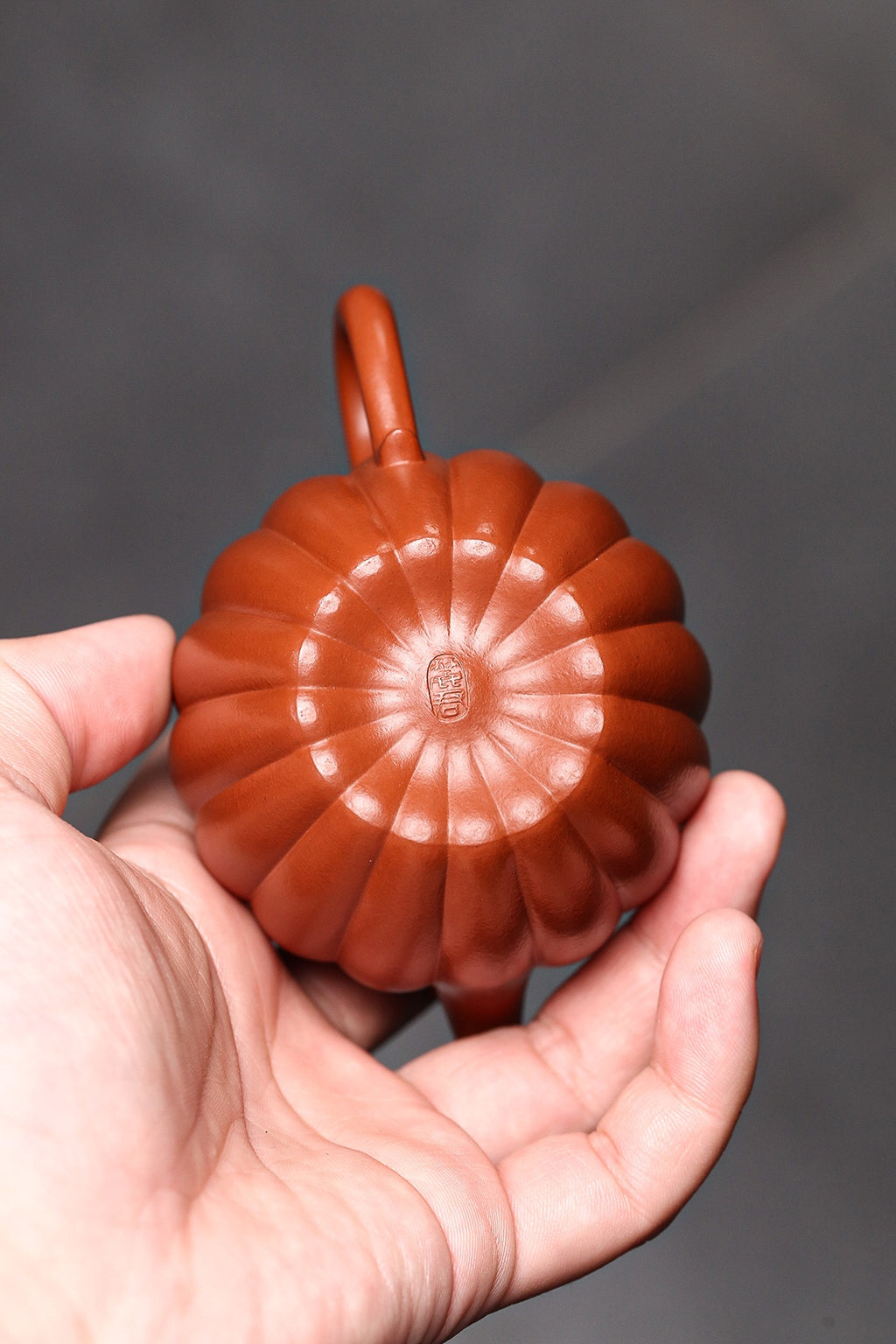 Ju Ban       130cc   - Yixing Zisha Purple Clay Teapot