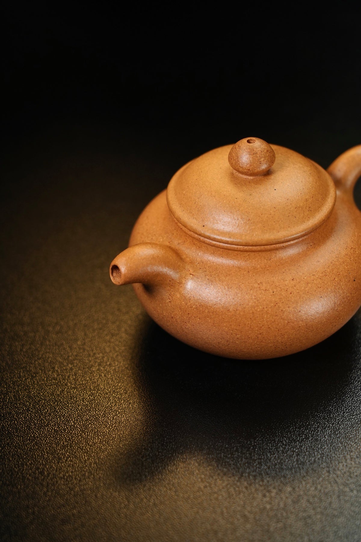 Yu Lin       120cc   - Yixing Zisha Purple Clay Teapot