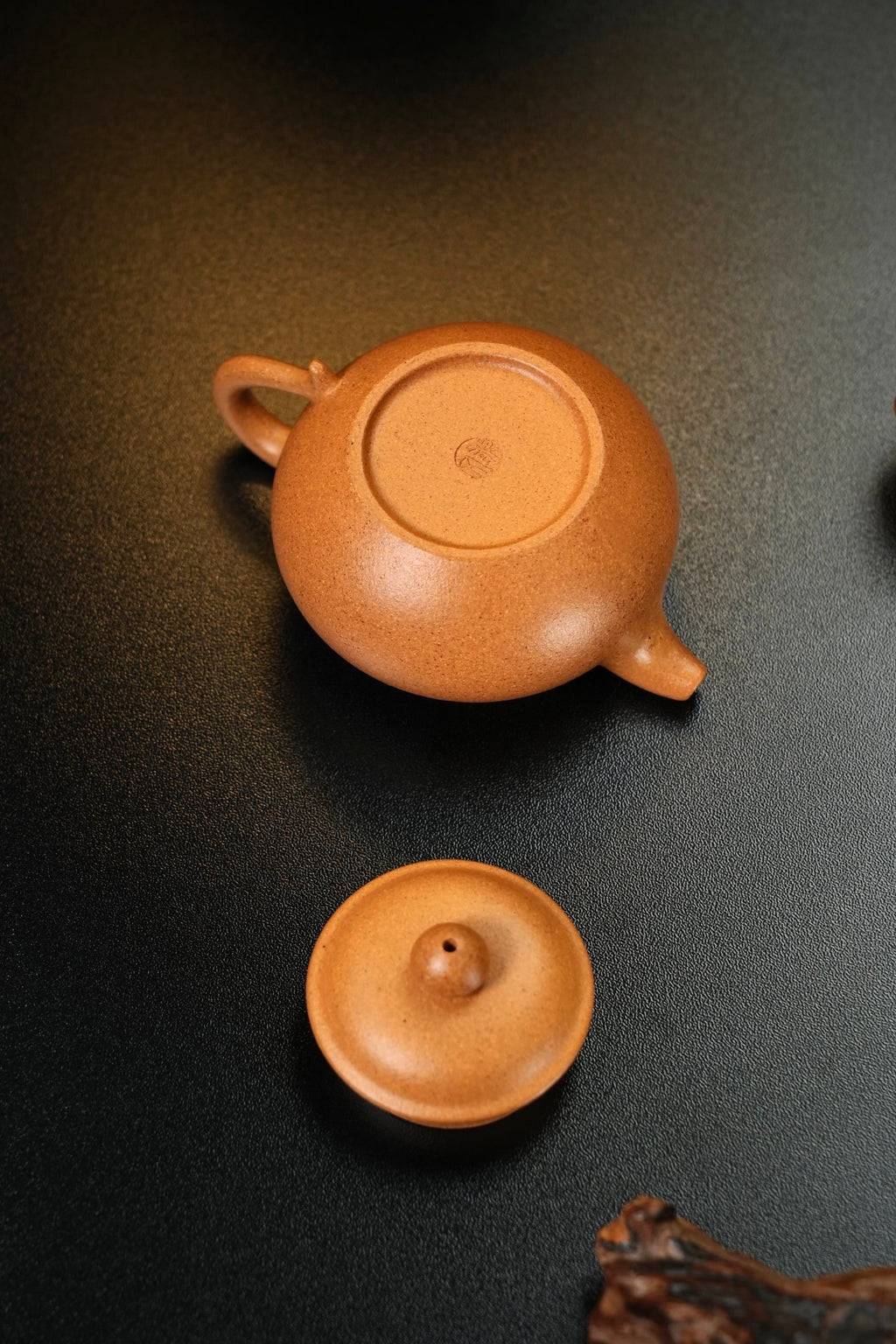 Yu Lin       120cc   - Yixing Zisha Purple Clay Teapot