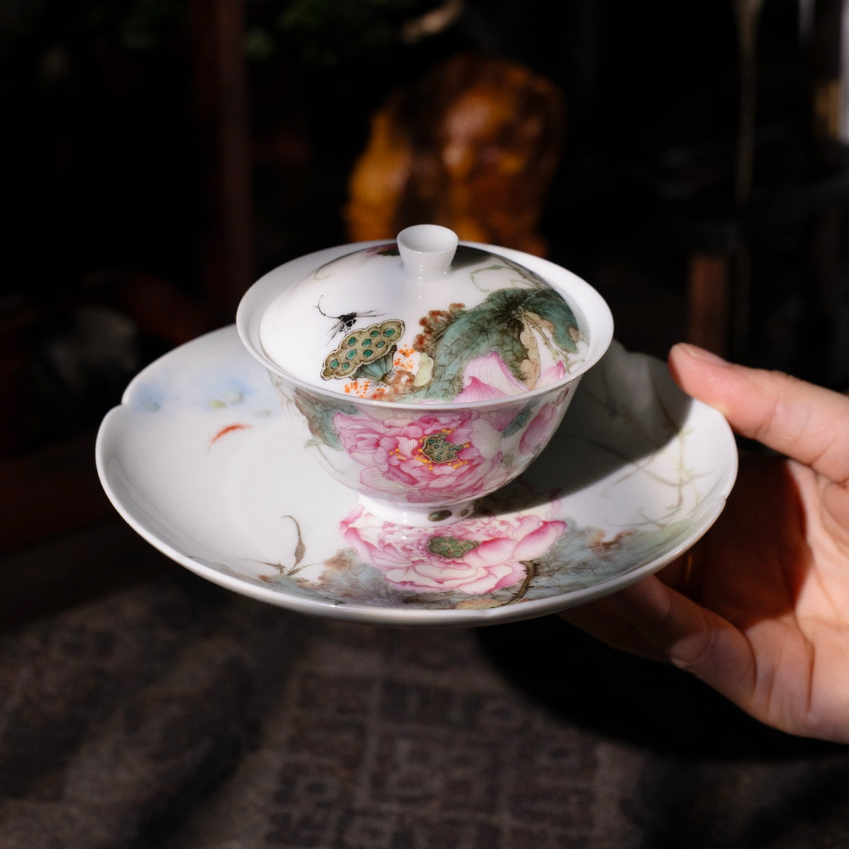 Freehand-style Lotus        110ml   -Jingdezhen porcelain